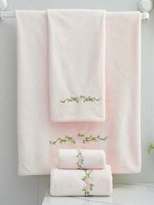 4Pcs Rustic Roses Bathroom Towel Set Farmhouse Embroidered Purple Roses Towels Vintage Decorative Bath Towel Highly Absorbent Elegant Summer Decor Set For Bathroom - White - View 4