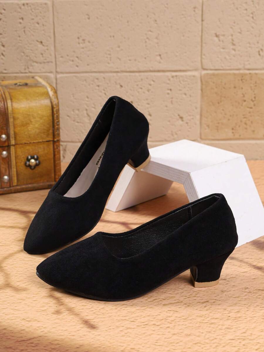 1 Pair Pointed Toe Chunky Heel Flat Shoes, Suitable For Little Girls, European And American Style, Solid Color Minimalist Design, Suitable For Daily Wear - Black - View 1