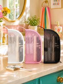 1pc Portable Travel Toiletry Bag, Mesh Bathroom Toiletry Bag, Multi-Functional Makeup Storage Bag Travel Essential, Small Cosmetic Storage Bag, Beach Vacation Bag, Foldable Storage Bag, Suitable For Back To School, Travel, Vacation, Fitness And Swimming, Makeup Bag, Bath Bag, Perfume Bag - Multicolor - View 3