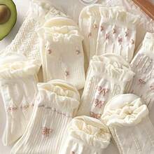 3 Pairs Mixed Style Women's Mid-Calf Socks, Featuring Fashionable Bows And Ditsy Floral Patterns. Delicate Sweet Style, Suitable For All Seasons Christmas Casual Socks - Crew Socks - View 8