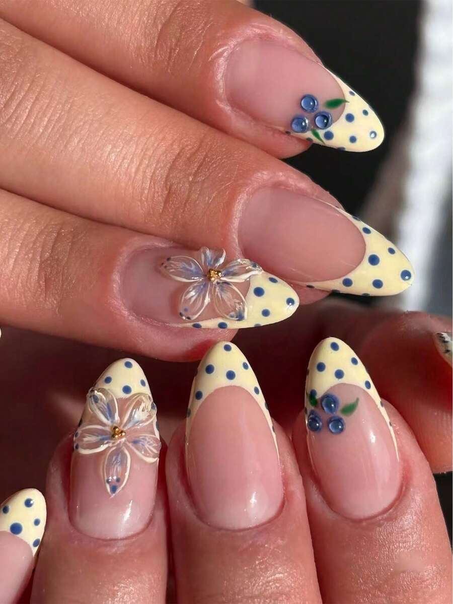 30片短款杏仁形穿戴式假指甲,3D凝膠花朵與藍莓圖案設計,黃色波點法式風,鑲嵌3D鋼珠裝飾,套裝包含:1片果凍膠與1片指甲锉 - 彩色 - 查看 1