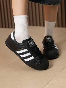 Adidas Women's SUPERSTAR LO PRO W 2026 Summer New Classic Shell Toe Casual Skate Shoes KI6824 - Number 1 Black/White/Gold - View 5