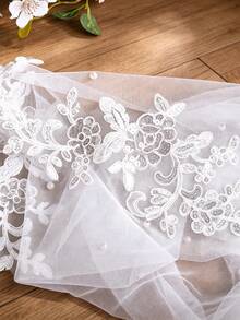 1pc Lace Sequin Trim Faux Pearl Decorated Long Cathedral Length Bridal Veil With Hair Comb, Wedding Dress Photography Accessory - White - View 4