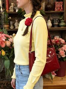 Sweater Rajut Wanita Warna Krem Kuning dengan Kerah Bergelombang, Motif Polkadot, Kancing Manset Emas, Model Pas Badan, Cocok untuk Perjalanan Sehari-hari dan Pakaian Jalanan Musim Gugur/Dingin - Kuning - View 5