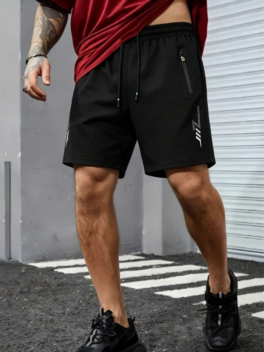 男士戶外運動短褲，黑色 + 側邊拉鍊口袋設計，百慕達內縫長度 - 黑色 - 查看 1