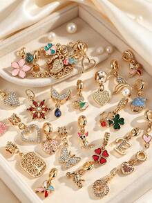 Random Charms Various Themes Beads Pendant For DIY Bracelet Rhinestone Design - Animals/Plants/Flowers/Pets/Sports/Cartoon/Ocean/Family/Stars/Sun - Multicolor - View 4