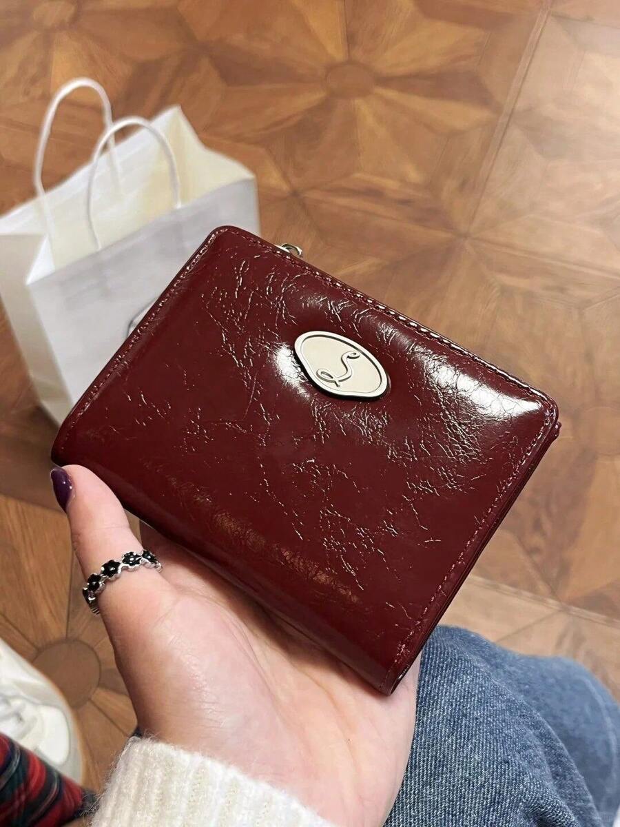 韓式亮銀色百褶 PU 短款雙折錢包，女款百搭多卡槽卡夾，附鈔票隔層 + 側邊拉鍊零錢與線材收納袋，Y2K 奢華風通勤旅行便攜身分證零錢包 - 彩色 - 查看 1