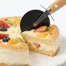 Cortador de Pizza / Rueda para Pizza de Acero / Cuchillo de Pizza con Mango de Madera / Utensilio para Repostería / Cortador de Masa - Cortador de pizza - Ver 9
