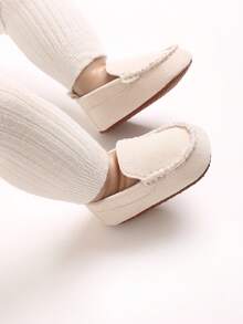 Fashion Solid Color Infant Casual Flat Shoes, Newborn Soft Sole Comfortable Walking Shoes - White - View 1