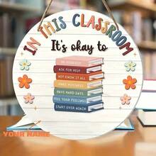 1pc 2D Flat Classic Wooden Teacher Sign "In This Classroom" Wall Decor Plaque, Suitable For Back To School, Classroom And Office Decoration, With Inspirational Message, Multilingual And Multi-Purpose - Ideal Gift For Teachers And Holidays - A - View 5