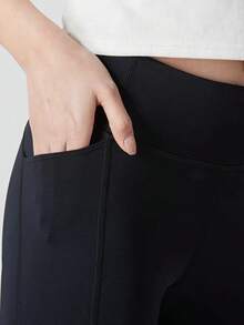 Under Armour High-Waisted, Anti-Roll-Up Women's Running Pilates Leggings, Cropped Athletic Pants - Black - View 10