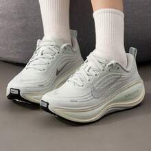Nike Vomero Plus Women's Comfortable Cushioned Durable Breathable Running Shoes Green - Green - View 2