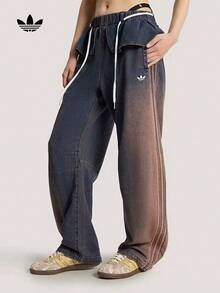 Adidas Celana Olahraga Denim Klasik Clover Wanita, Potongan Lebar dan Lurus - Denim Indigo - View 1