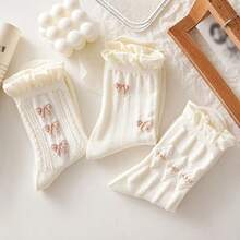 3 Pairs Mixed Style Women's Mid-Calf Socks, Featuring Fashionable Bows And Ditsy Floral Patterns. Delicate Sweet Style, Suitable For All Seasons Christmas Casual Socks - Crew Socks - View 4