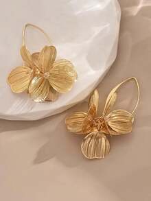 Elegant Double-Layer 3D Petal Earrings, High-Quality Jewelry For Daily Wear And Parties, Timeless Accessory Suitable For All Seasons - Flower Earrings - View 6