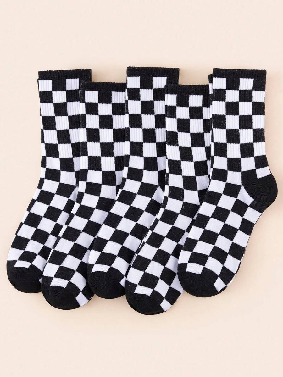 1/5 Pairs Men Black White Checkerboard Ribbed Crew Socks, Classic Chessboard Grid Skate Street Mid Calf Socks - Black and White - View 1