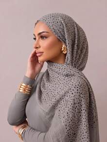 1 pieza Bufanda larga con lunares y ribete de piel corta para mujer, hiyab para mujeres musulmanas, uso diario, pañuelo transpirable para exteriores primavera/verano, chal, accesorio de ropa, regalo de cumpleaños - Multicolor - Ver 12