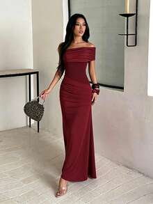 Elegant Women's Burgundy Slim Fit Evening Gown, Long Knit Maxi Dress, Asymmetrical Neckline And Backless Design, Suitable For Autumn Wedding - Burgundy - View 4