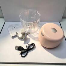 電動迷你食物切碎機-小型便攜式廚房電器,無線電動大蒜切碎機與迷你食物處理機,便攜式迷你食物處理機,可充電蔬菜攪拌機(輕量化設計,適用於堅果、辣椒、洋蔥)塑膠材質,蔬菜切碎攪拌機 - 彩色 - 查看 21