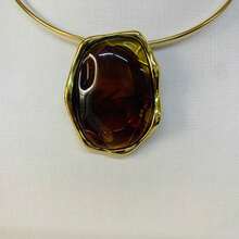 Gold-Plated Choker Set With Oval Pendant And Gold Details + Earrings - 駝色 - 查看 2