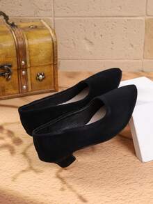 1 Pair Pointed Toe Chunky Heel Flat Shoes, Suitable For Little Girls, European And American Style, Solid Color Minimalist Design, Suitable For Daily Wear - Black - View 2