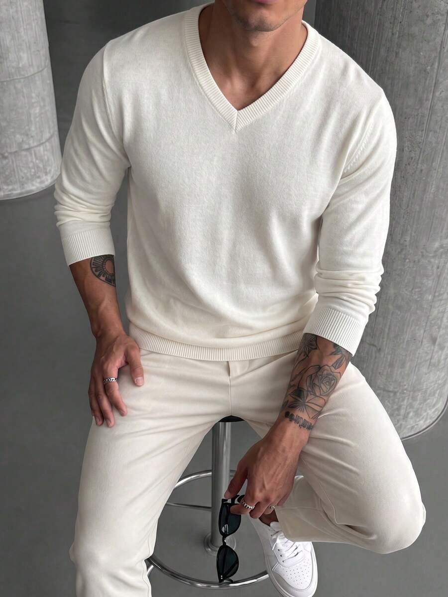 Men's Autumn/Winter Fashion Minimalist Solid Color V-Neck Long Sleeve Sweater - White - View 1