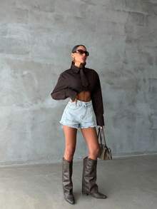 SQUALO Graue Damen-Sommer-Denim-Shorts mit hohem Bund und ausgefranstem Saum - Blau - Übersicht 3