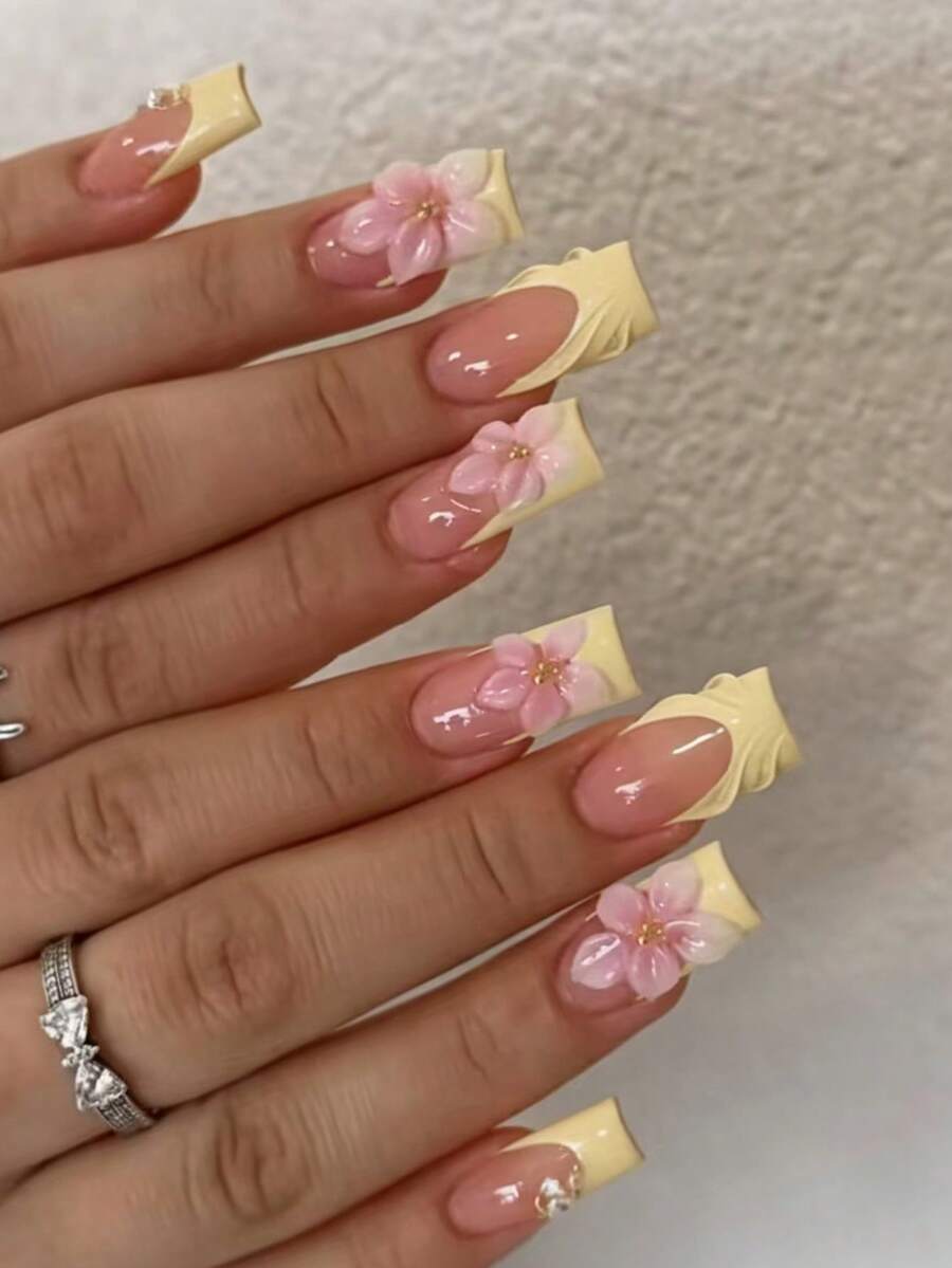 24片長款棺材形3D凝膠美甲貼,花卉珍珠設計黃色法式美甲假指甲套組,含1片雙面背膠與1個指甲锉,適合女性與女孩日常及派對使用 - 黃色 - 查看 1