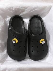 MAOLI Summer New Casual Hollow Sandals, Soft And Comfortable Beach Flat Slippers, Unisex Couples Solid Color Fashion Slip-On Open Toe Quick-Drying Breathable Shoes, Can DIY Accessory Matching - Black (little Girl) - View 1