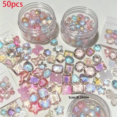 50 stuks willekeurige stijl macaronkleur aurora hars strass multi-vorm decoratieve bedels, DIY nagelkunst accessoires, crème lijm telefoonhoesje D-vormige clip accessoires