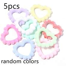 5 piezas/paquete Cuentas de corona de flores con forma de corazón de acrílico, color aleatorio, 38X42.5mm Cuentas florales huecas, suministros de manualidades para llaveros, colgantes de coche, encantos de teléfono - corona de corazones - Ver 10