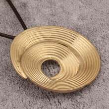 1pc Ins Minimalist Vortex Hollow Wave Matte Gold Round Pendant Necklace, Elegant Geometric Long Sweater Accessory, Travel Vacation Unisex Decorative Necklace, Couple Necklace For Men And Women, Daily Date Outfit, Gift For Girlfriend Boyfriend Mother Best Friend - Wax Rope - View 6
