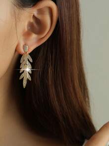 1pair Luxury Marquise Cubic Zirconia Tassel Drop Earrings, Gold Plated Leaf Shiny CZ Dangle Earrings, Bridal Wedding Party Statement Evening Jewelry - Yellow Gold - View 3