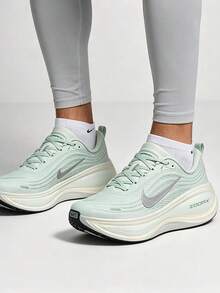 Nike Vomero Plus Women's Comfortable Cushioned Durable Breathable Running Shoes Green - Green - View 1