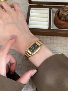 1件金色錶帶休閒竹紋時尚女款石英手錶，適合日常佩戴，復古情侶款，最佳禮物 - 金色 - 查看 2