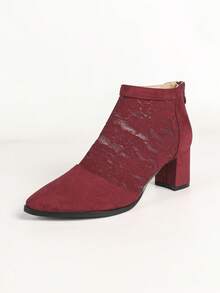 Sandal Wanita Model Terbaru Warna Burgundy dengan Renda dan Jala, Ujung Lancip, Hak Tebal, Sepatu Bot Pendek, dan Sepatu Bot Setinggi Mata Kaki - Burgundy - View 11