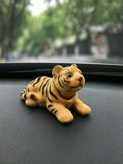 1件虎形儀表板裝飾品，搖擺虎造型小雕像，趣味汽車內飾裝飾