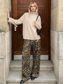 Women's Pink Leopard Print Drawstring Straight Leg Casual Pants With Pockets, Lightweight Stretchy Polyester Fabric - Coffee Brown - View 3
