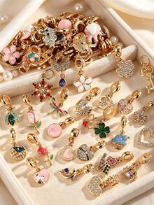 Random Charms Various Themes Beads Pendant For DIY Bracelet Rhinestone Design - Animals/Plants/Flowers/Pets/Sports/Cartoon/Ocean/Family/Stars/Sun - Multicolor - View 3