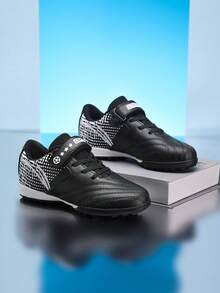 1 Pair Kids Hook And Loop Studded Soccer Training Shoes, Non-Slip Rubber Sole, Daily Match Football Sports Shoes - Black - View 9