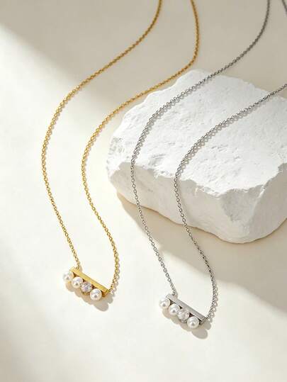 1pc Minimalist Commuter Gentle Style Gold-Plated Titanium Steel Pendant Necklace With Faux Pearl And Rhinestone, Suitable For Women's Daily Wear And Gift