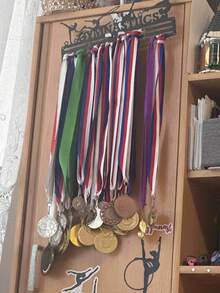 1PC Gymnastics Gold Silver Bronze Medal Display Rack, Metal Wall Decor Storage Shelf, Perfect Gift For Sports Awards, Sports Fans, Athletes And Champions, Indoor And Outdoor Use, Weather-Resistant - Black - View 5