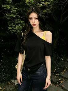 1pc Women's Knitted Cold Shoulder Short Sleeve T-Shirt, One-Shoulder Top, Perfect For Summer Daily Wear - Black - View 4