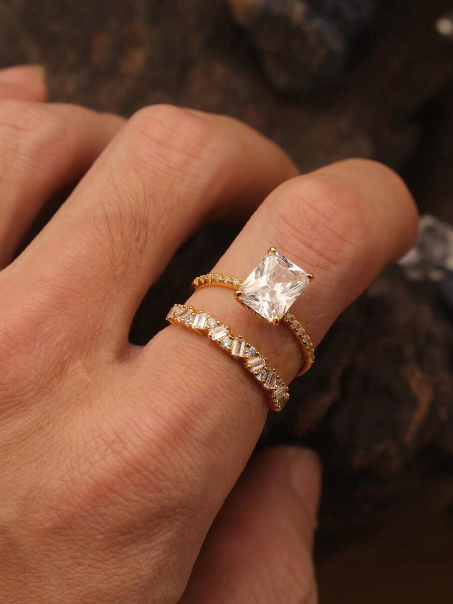 2pcs/Set Fashion European & American Style Princess Square 4-Prong Main Diamond Stackable Ring Set, High-End Proposal Engagement Commute Accessory, Holiday Gift - Yellow Gold - View 1