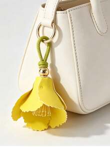 1pc Exquisite Yellow PU Leather Flower Keychain, Minimalist Artificial Flower Bag Charm, Women's Keychain, Wallet Pendant, Car Key Accessory, Fashion Handmade Hanging Decoration, Gift For Her - Multicolor - View 1