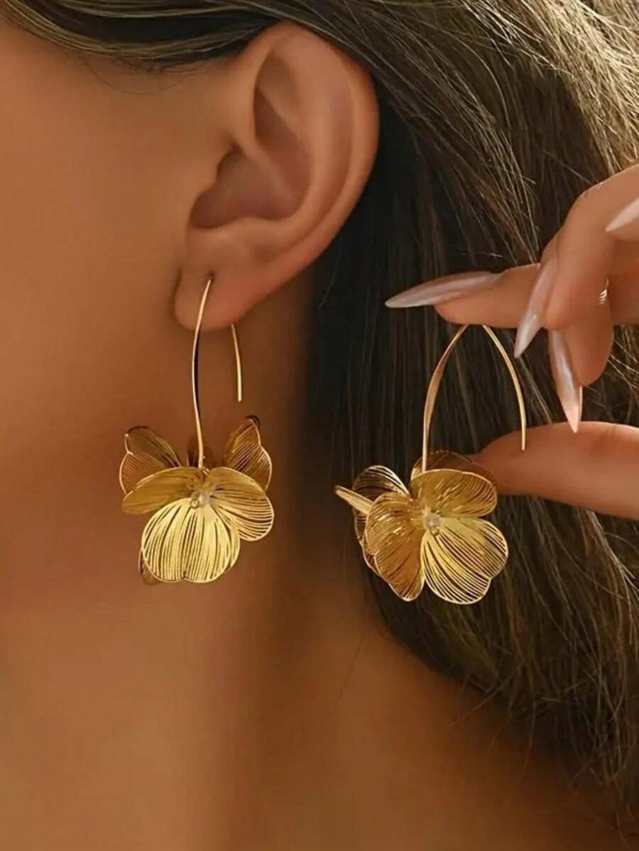 Elegant Double-Layer 3D Petal Earrings, High-Quality Jewelry For Daily Wear And Parties, Timeless Accessory Suitable For All Seasons - Flower Earrings - View 1
