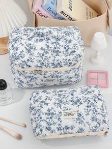 3pcs Blue Vintage Floral Quilted Makeup Bag Set, Portable Travel Toiletry Bag, Soft Zipper Makeup Organizer Bag, Small Pencil Case, Vintage Elegant Floral Print Bag, Suitable For Women's Daily Makeup, Skincare, Stationery And Travel Use - Beauty and Makeup Bag - View 4