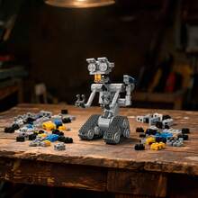 941Pcs Robot Series Blocks Bag Pack, DIY Assembly Toy, High-Restore ABS Models Including Robots, Flight Simulator & Rose Gun. Cultivate Spatial Thinking & Imagination, Desk Office Decor, Birthday Festival Gift For Model Lovers - Multicolor(Bag) - View 3