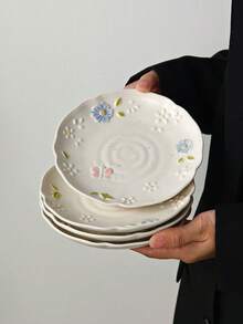 1/2/4pcs Embossed Floral Ceramic Plates, European Style Fresh Ceramic Plates, Dessert Cake Plates, Casual Snack Plates, Coffee Cup Trays, Candy Plates, Fruit Plates, Gift Tableware - Multicolor - View 1