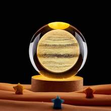 2 Piezas/4 piezas Estilos Aleatorios sin Repetició, Lámpara LED 3D Saturno 60mm, cristal base madera, luz decorativa sobremesa. Diseño galaxia, luz cálida. Regalo niños/astrónomos, cumpleaños/San Valentín. - Amarillo - Ver 9